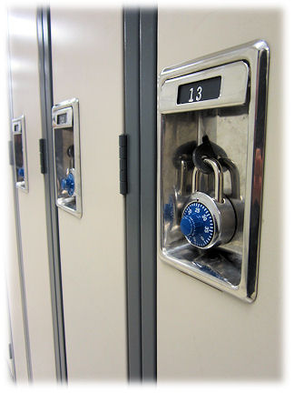 locker.8f6a991179.jpg